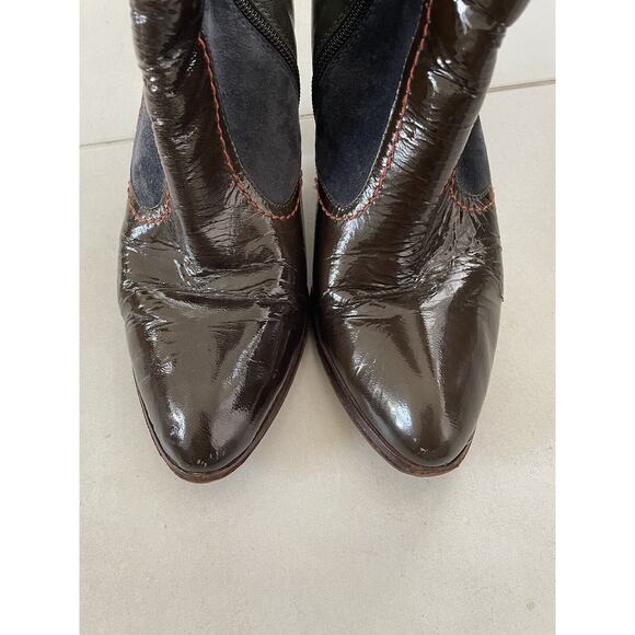 True Religion Calf Boots Leather Suede Buttons Side Zip FLAWS - Picture 8 of 16